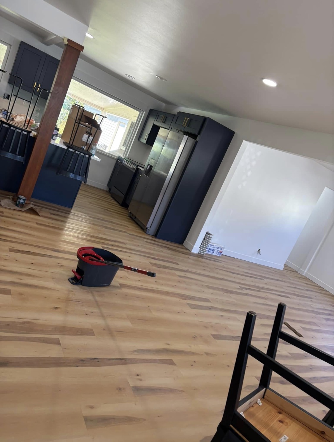 Kitchen floor before cleaning