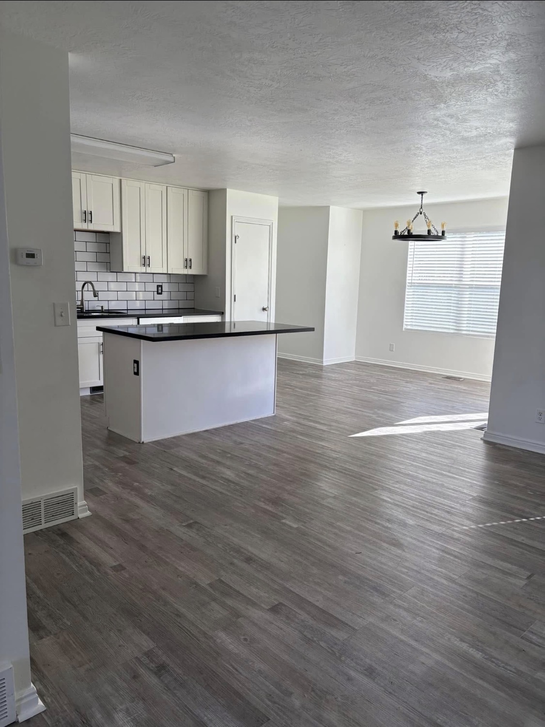 Clean home interior job photo
