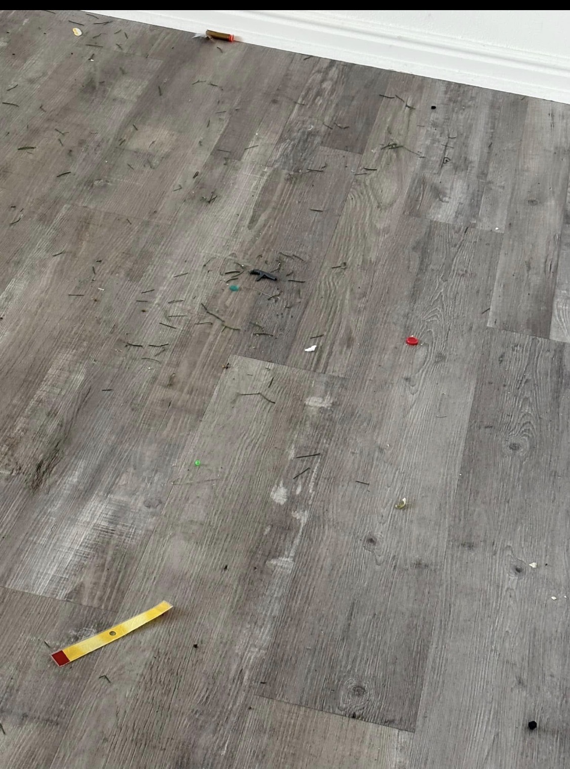 Floor before cleaning